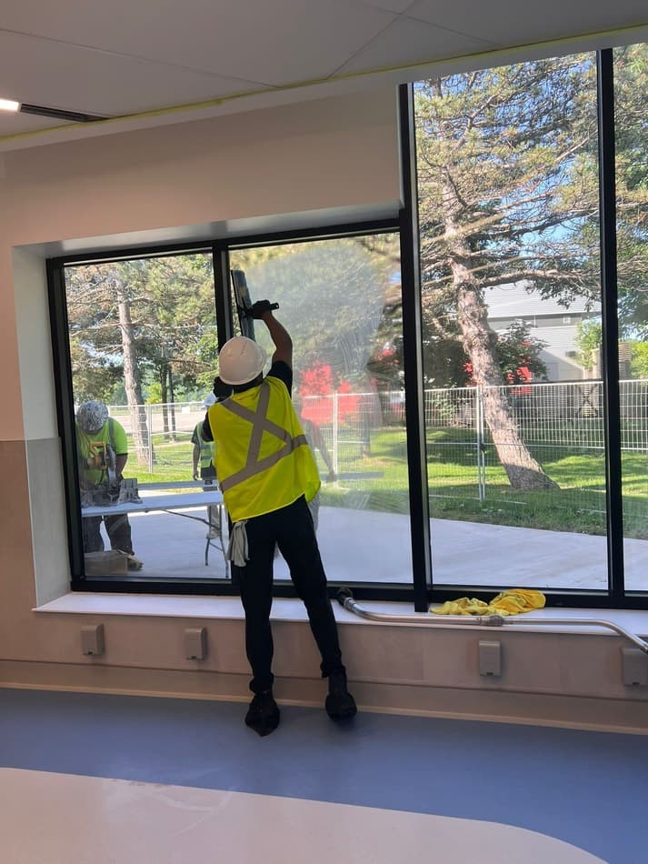 Commercial cleaning in Oakville, ON