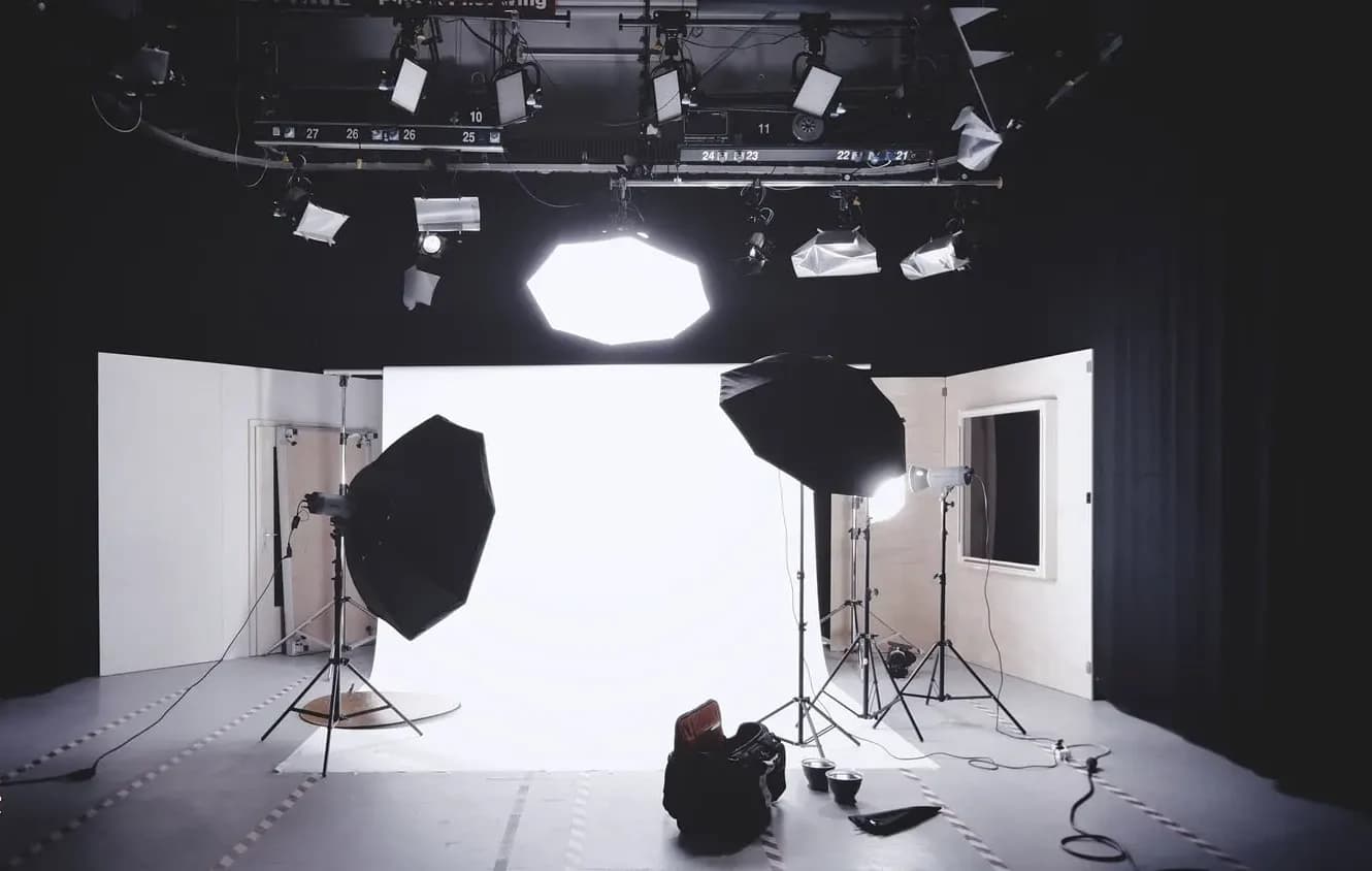 Production cleaning between scenes