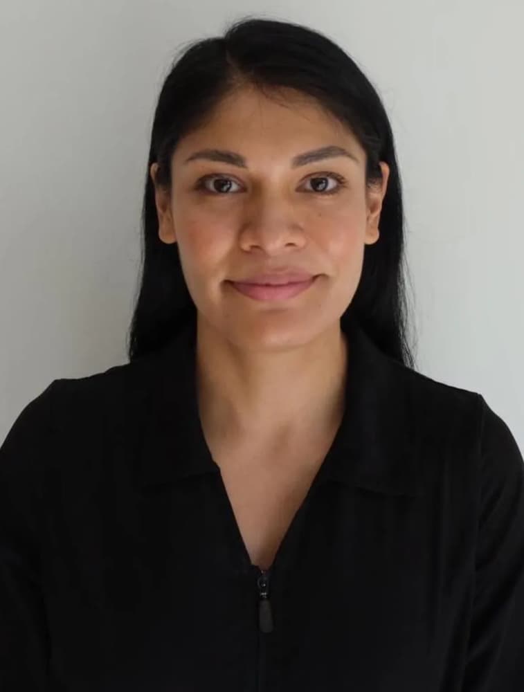 Karen F., Operations Manager